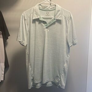 Men’s Oakley polo